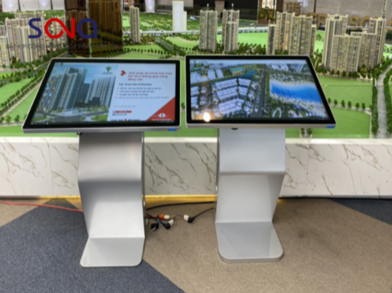 Màn hình quảng cáo cảm ứng