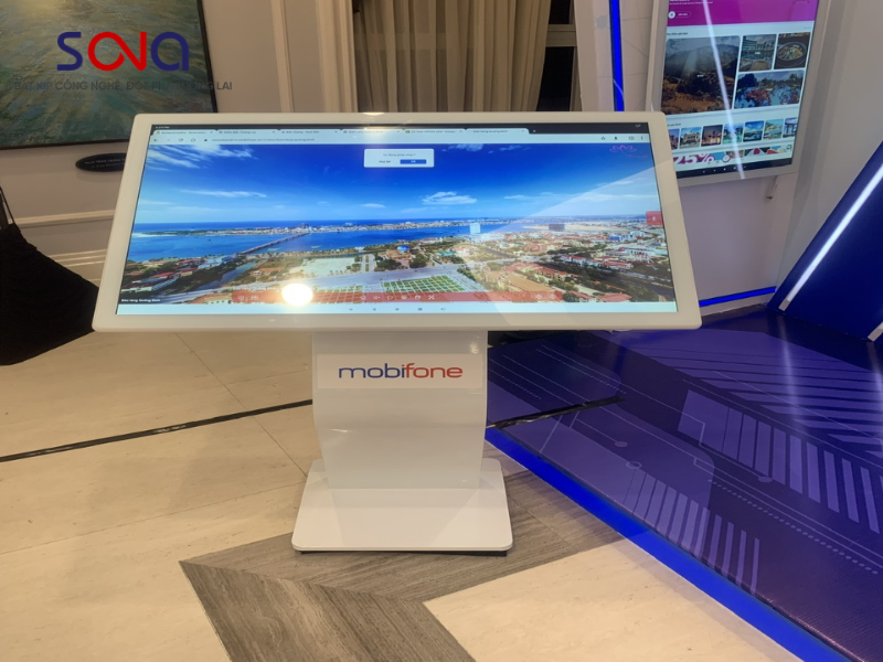 Tính năng nổi bật của màn hình quảng cáo chân quỳ 86 inch