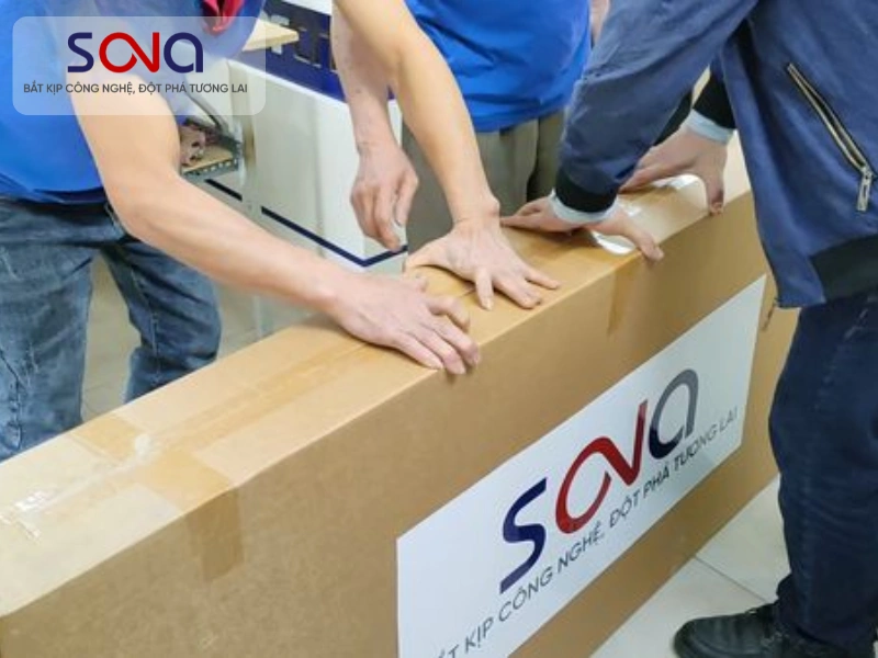  Màn Hình Tương Tác Tàu Điện