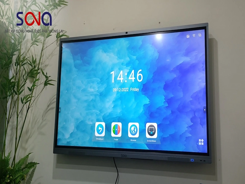 Quy trình lắp đặt màn hình tương tác chi tiết (áp dụng cho treo tường)