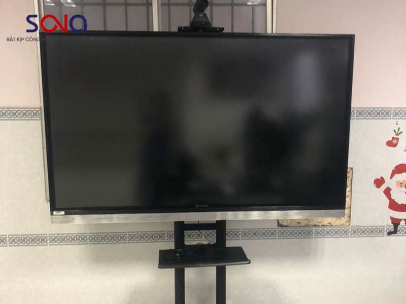 Hạn chế cần lưu ý khi sử dụng Smart TV làm màn hình tương tác