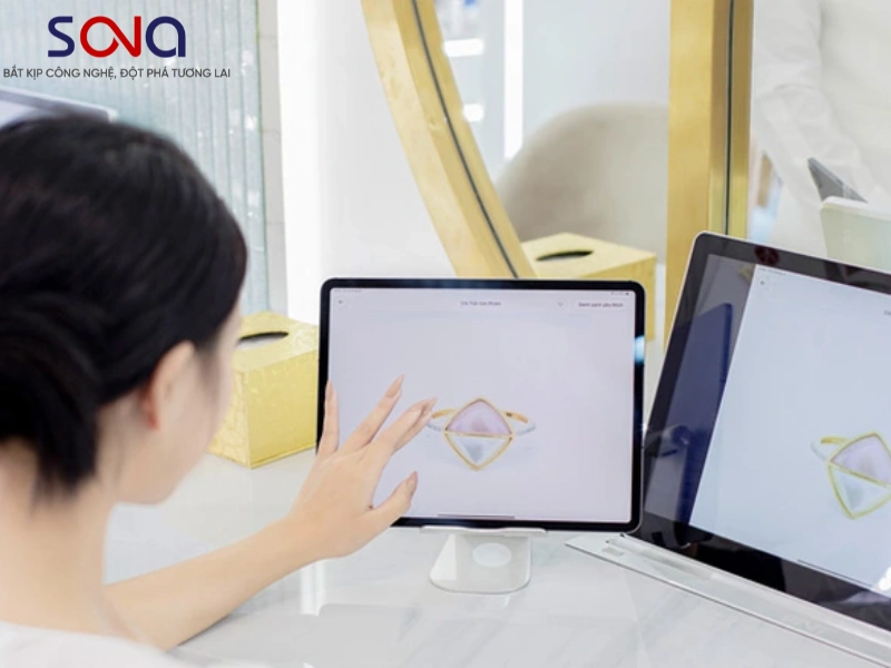Màn hình tương tác cửa hàng trang sức