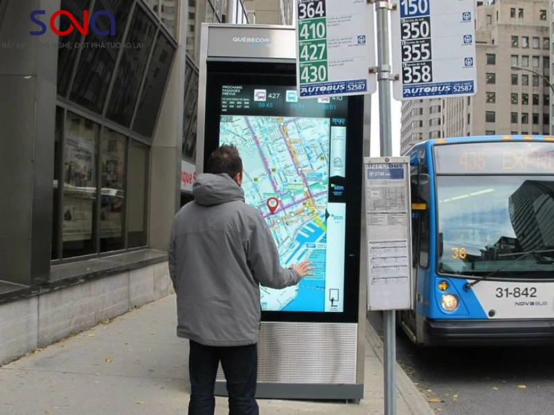 màn hình tương tác cho bến xe