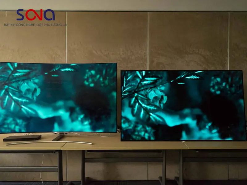 So sánh màn hình QLED và UHD So sánh màn hình QLED và UHD