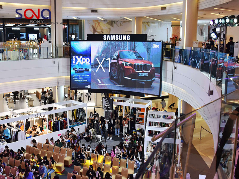 Màn hình quảng cáo Samsung Smart LED trong nhà