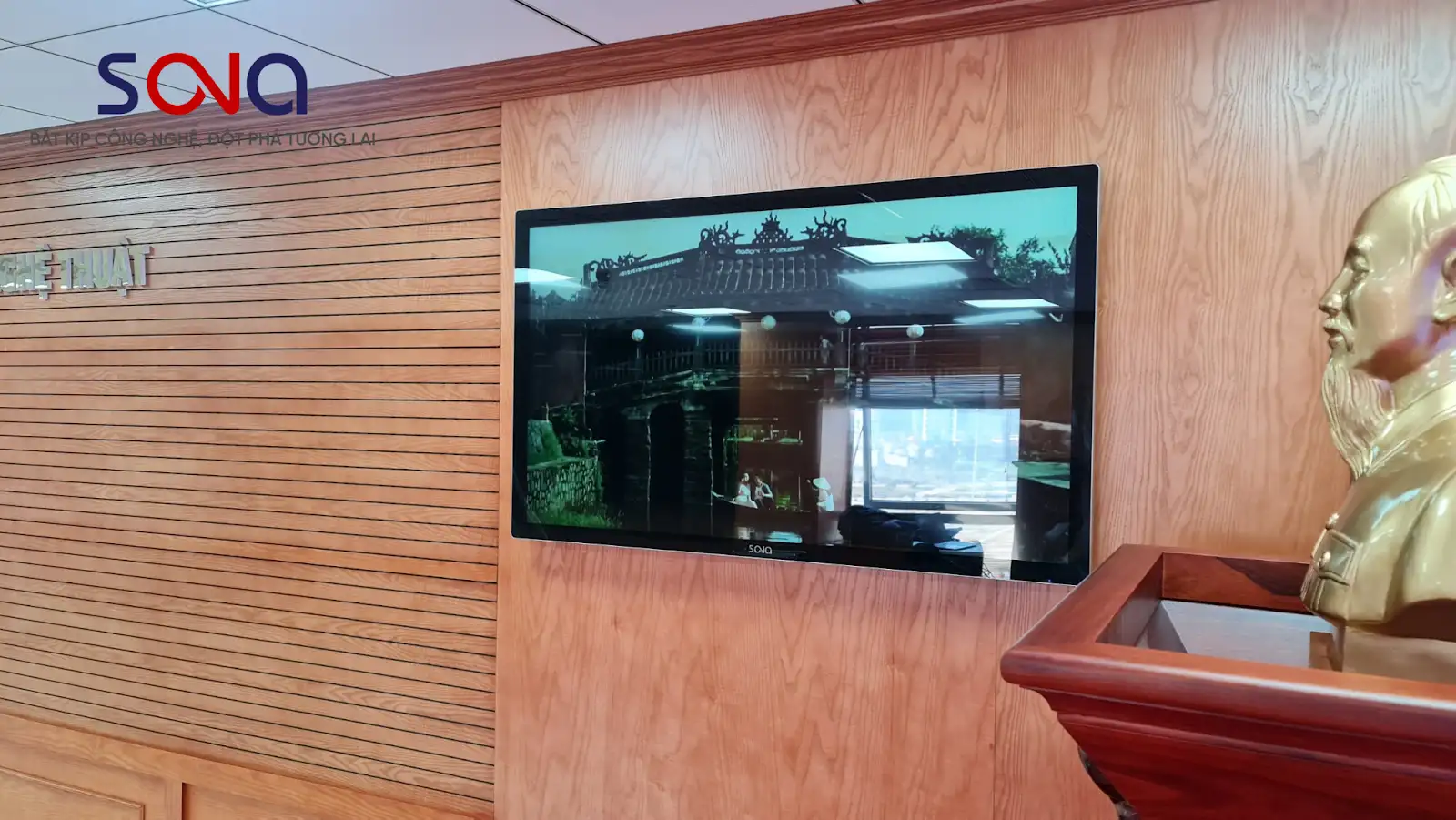 màn hình quảng cáo resort