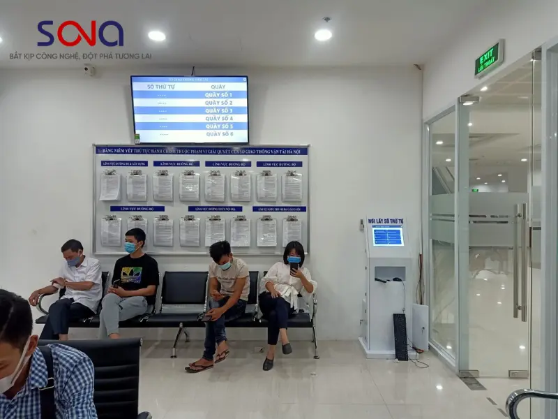 Ứng dụng phổ biến của màn hình hiển thị số treo trần