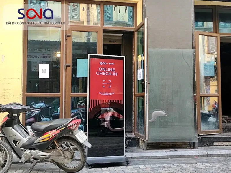 Màn hình quảng cáo quảng trường