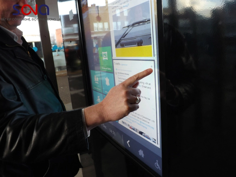 màn hình tương tác bến xe