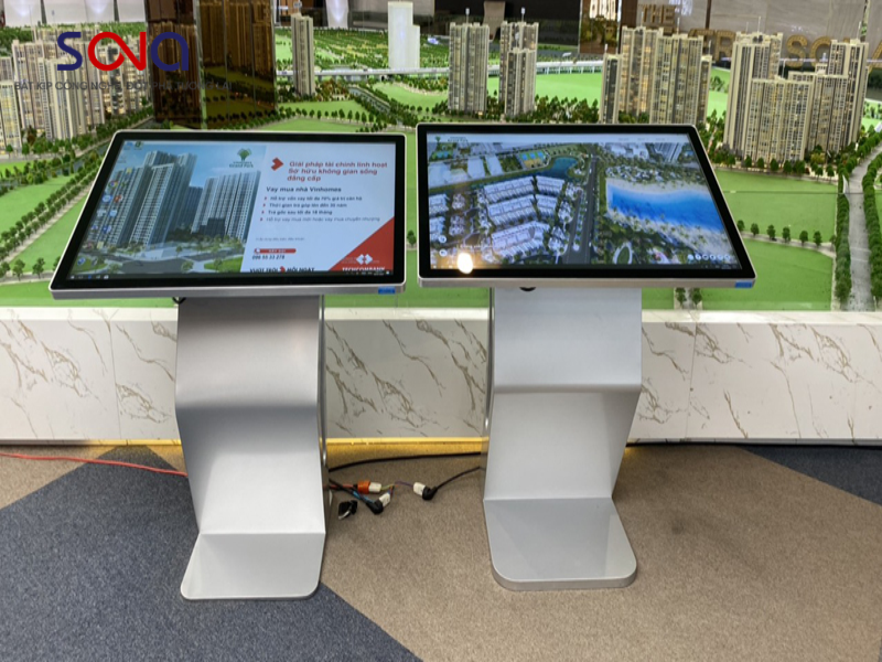 Màn hình quảng cáo cảm ứng