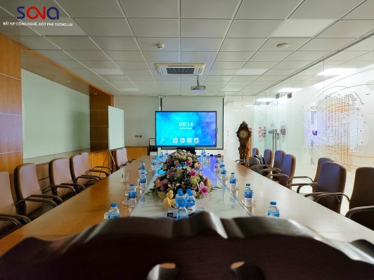 màn hình quảng cáo để bàn