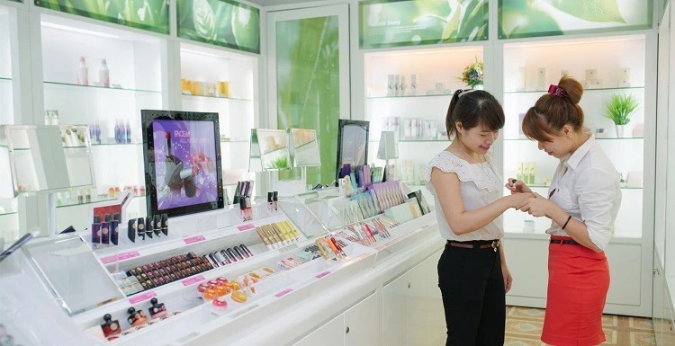 có nên mở cửa hàng bán mỹ phẩm